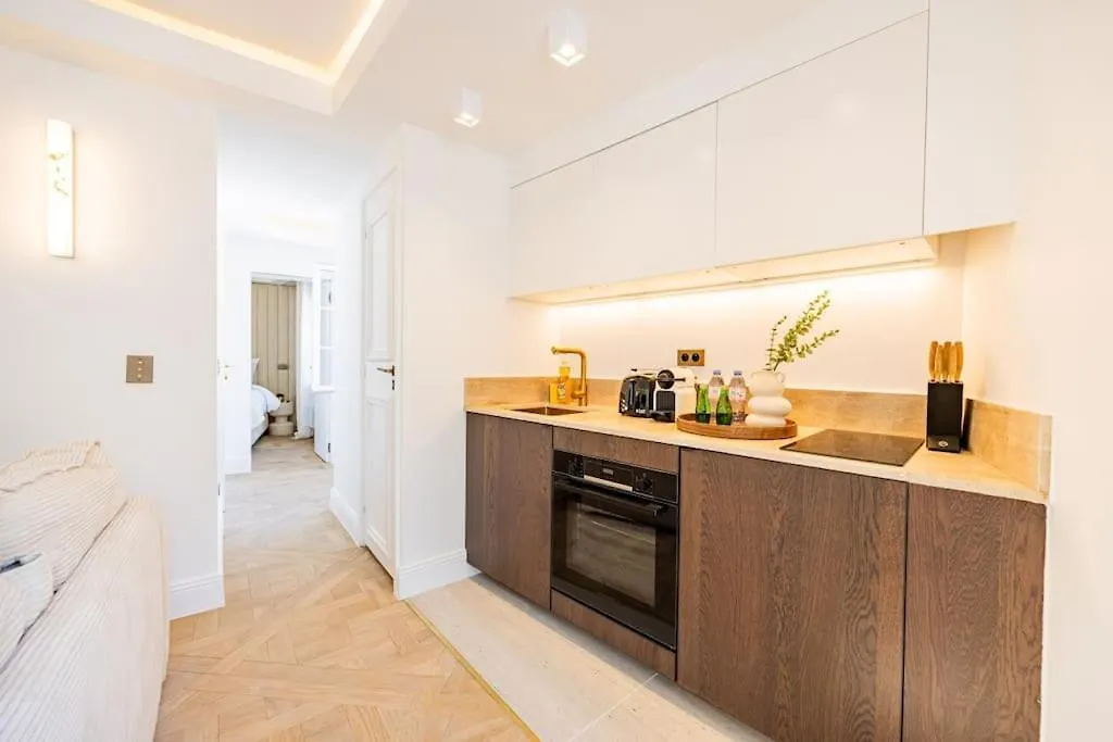 1Bedroom Sacree Coeur Place Du Tertre Montmartre Paris