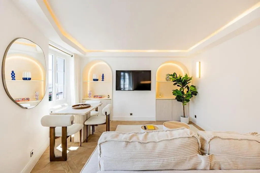 1Bedroom Sacree Coeur Place Du Tertre Montmartre Paris Apartment